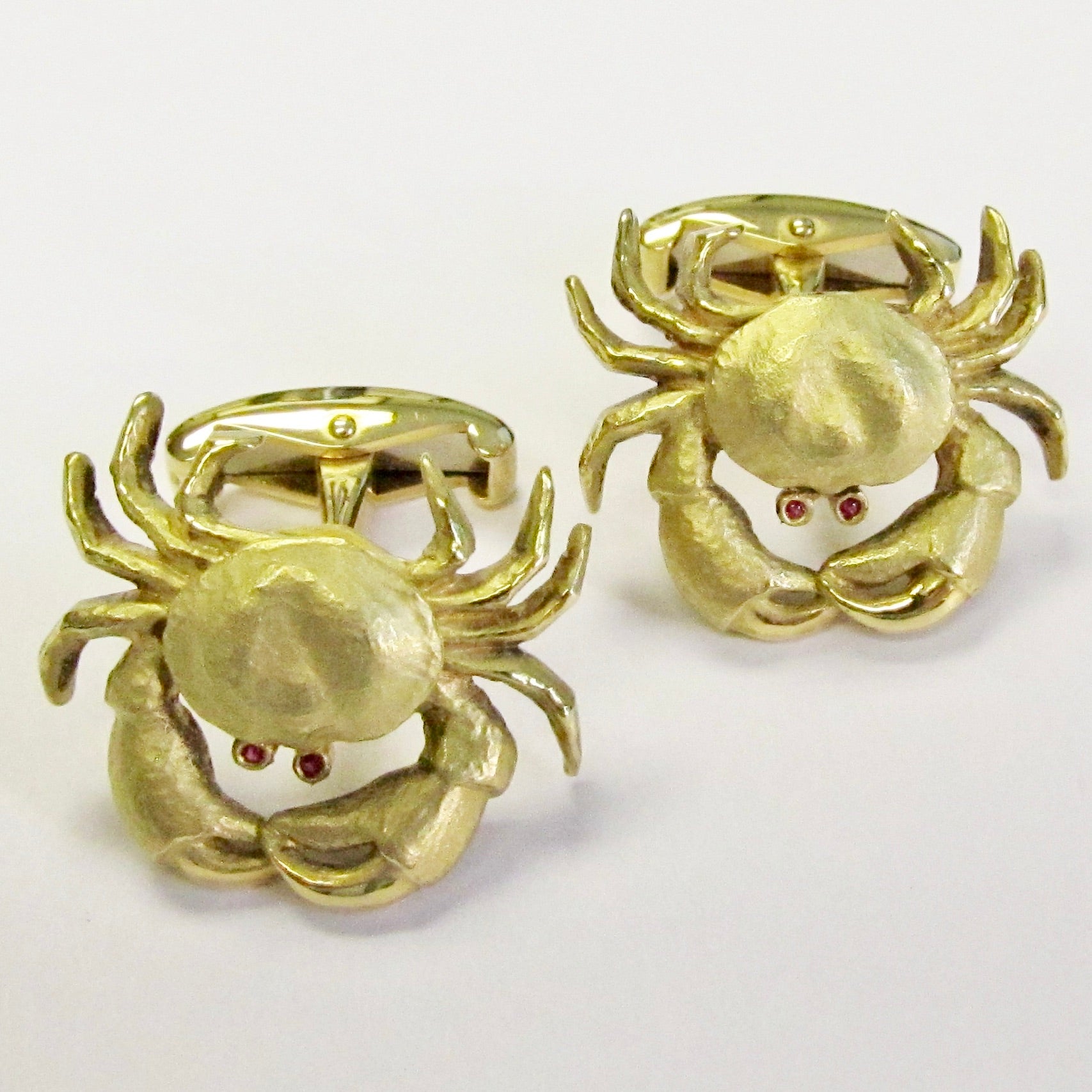 18k Yellow Gold Crab Cufflinks w/ Ruby Eyes