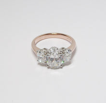 Load image into Gallery viewer, Oval Cut Diamond Ring
