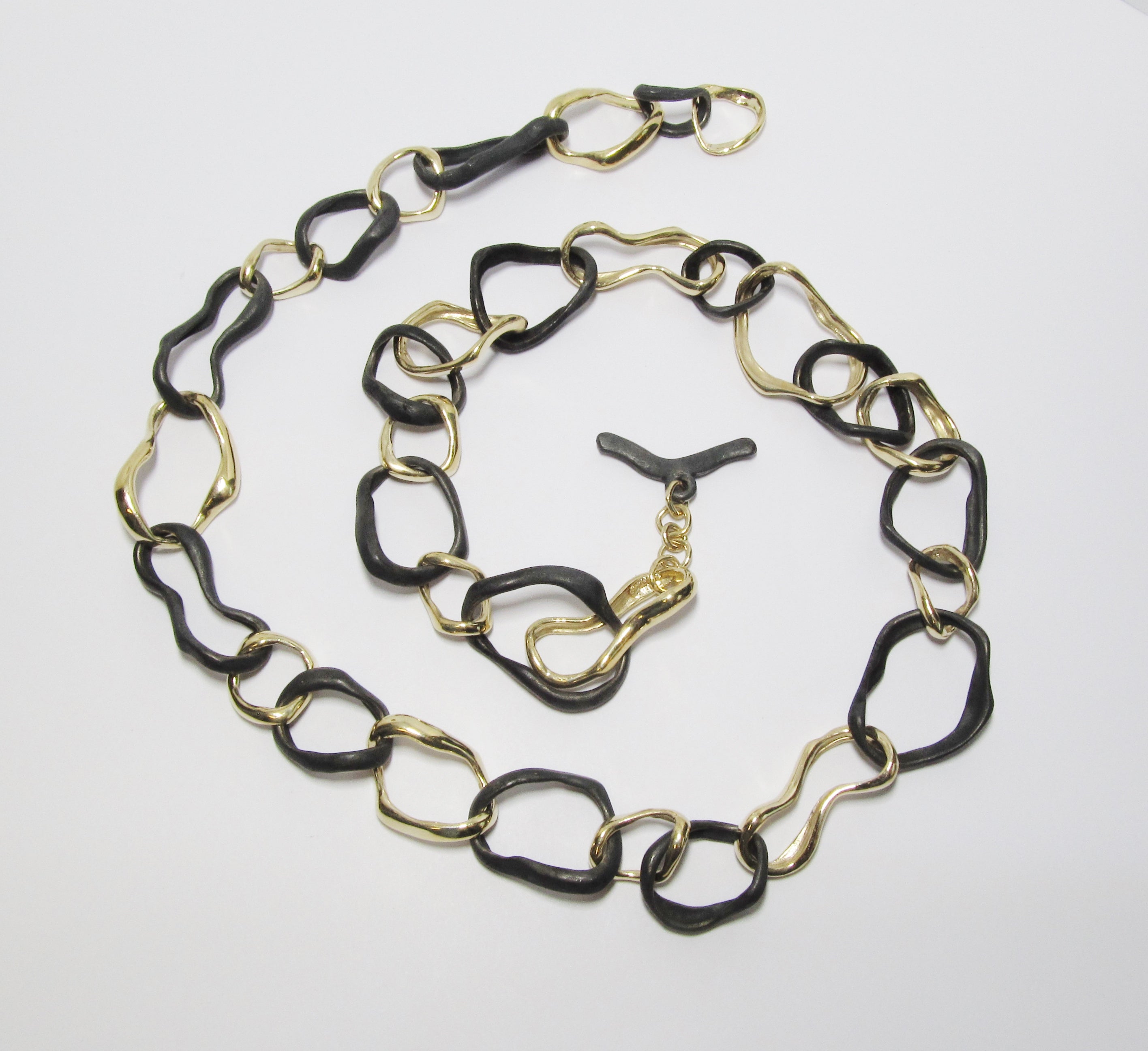 Confluence Open Link Necklace