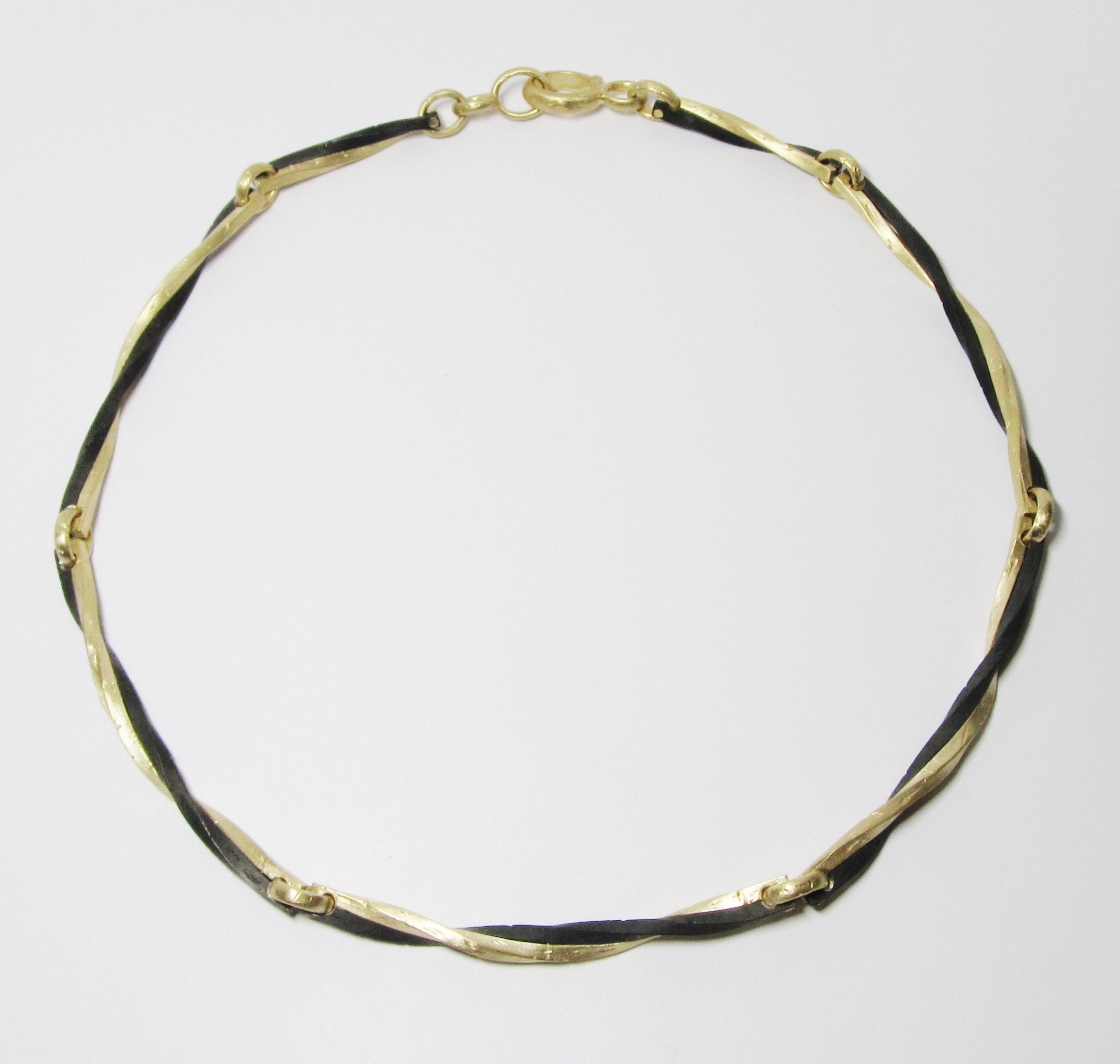 Eclipse 7 Bar Ribbon Necklace