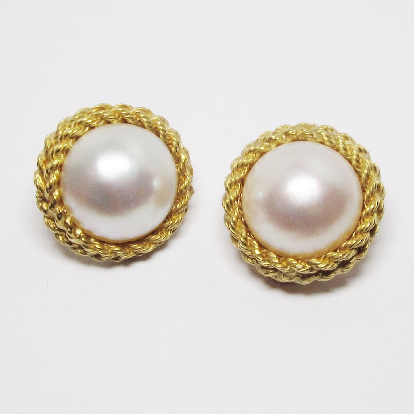 18k Yellow Gold Mabe Pearl Earrings