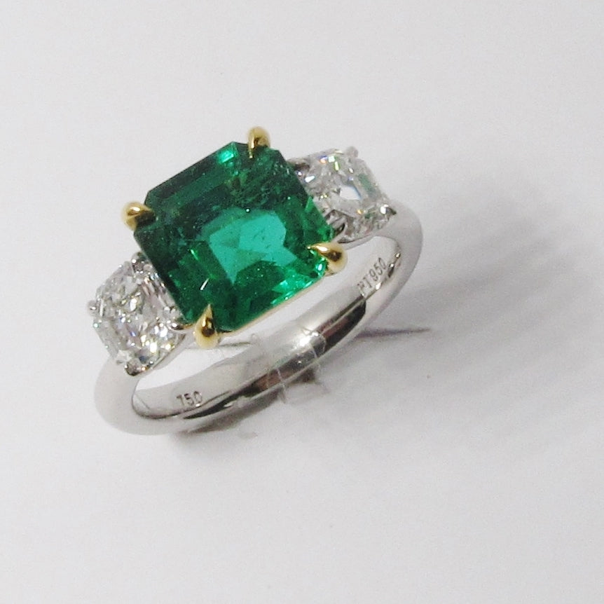 Emerald & Asscher Diamond 3 Stone Ring