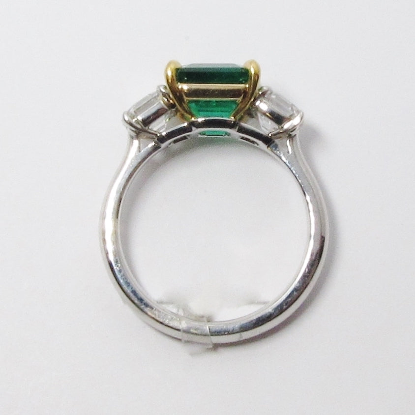 Emerald & Asscher Diamond 3 Stone Ring