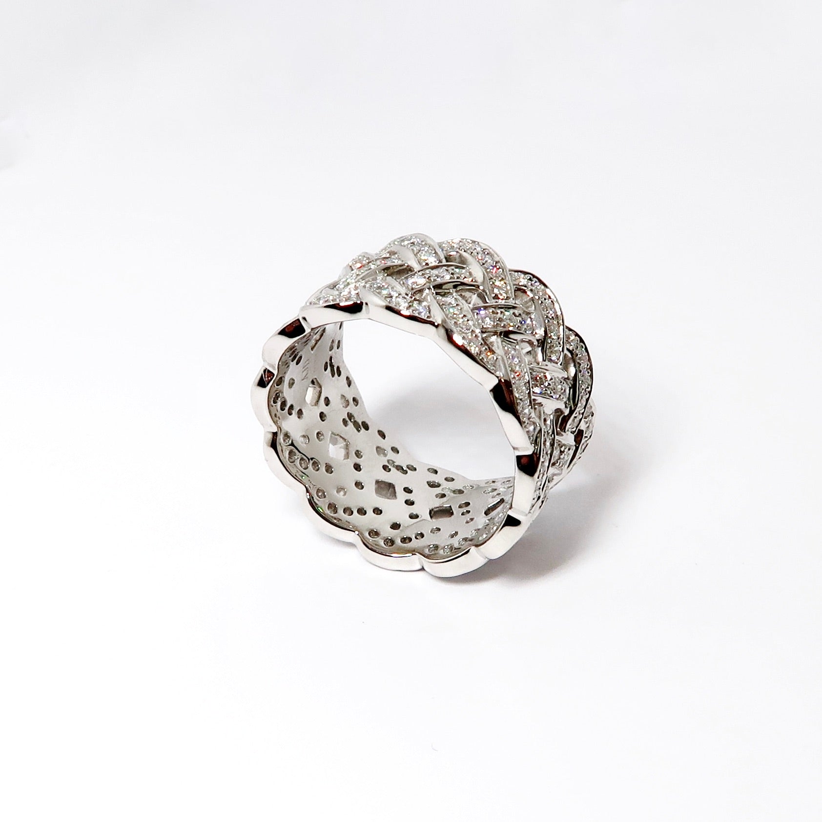 Basket-weave Round Diamond Eternity Band