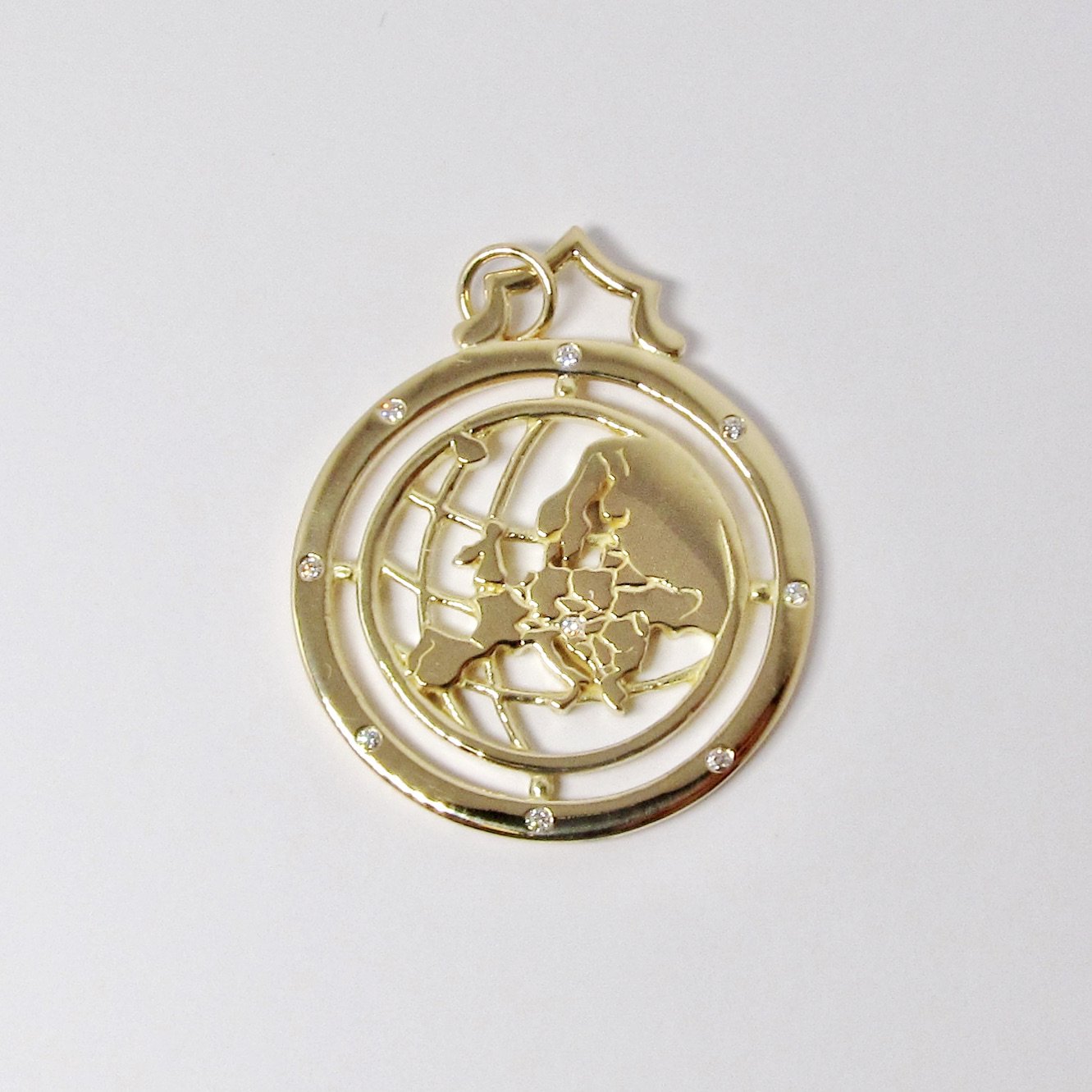 18k Yellow Gold Europe Continent Charm with Diamonds, One Diamond Set in Austria