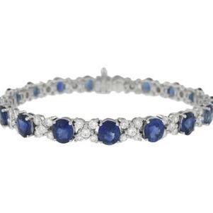 18kt White Gold Sapphire and Diamond Ring