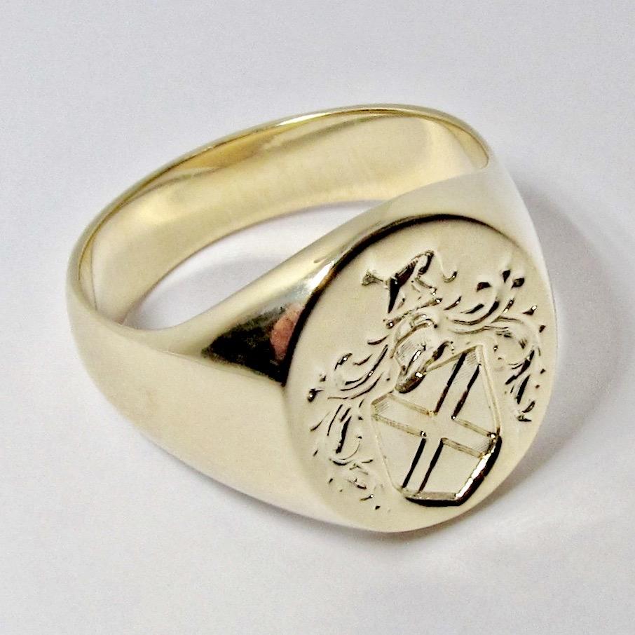 14k Yellow Gold Crest Ring