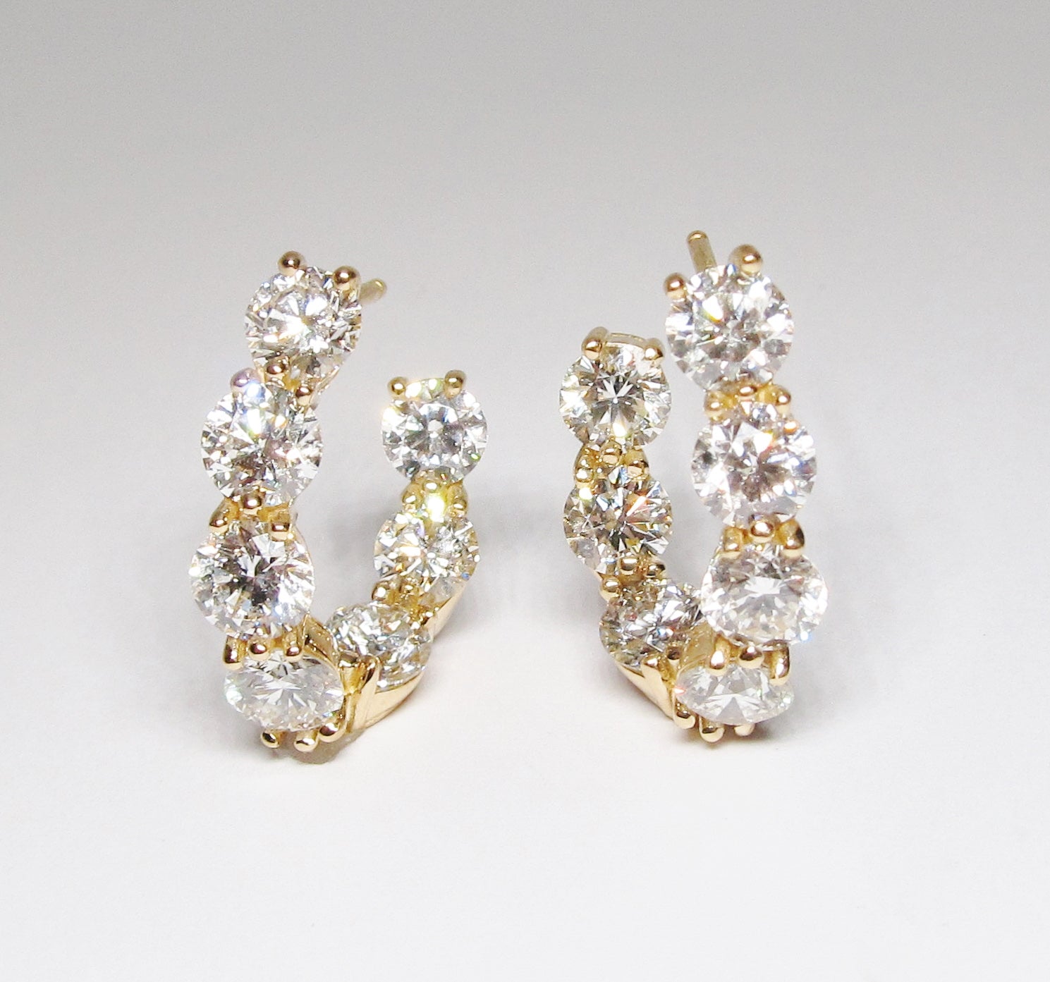 18k Yellow Gold Diamond Earrings