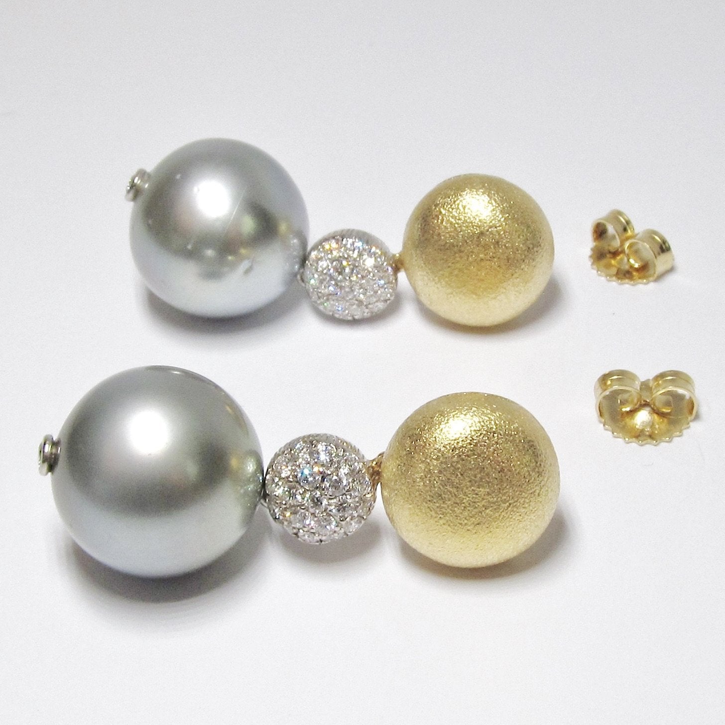 18k Yellow Gold Large Plain and Gold Earrings