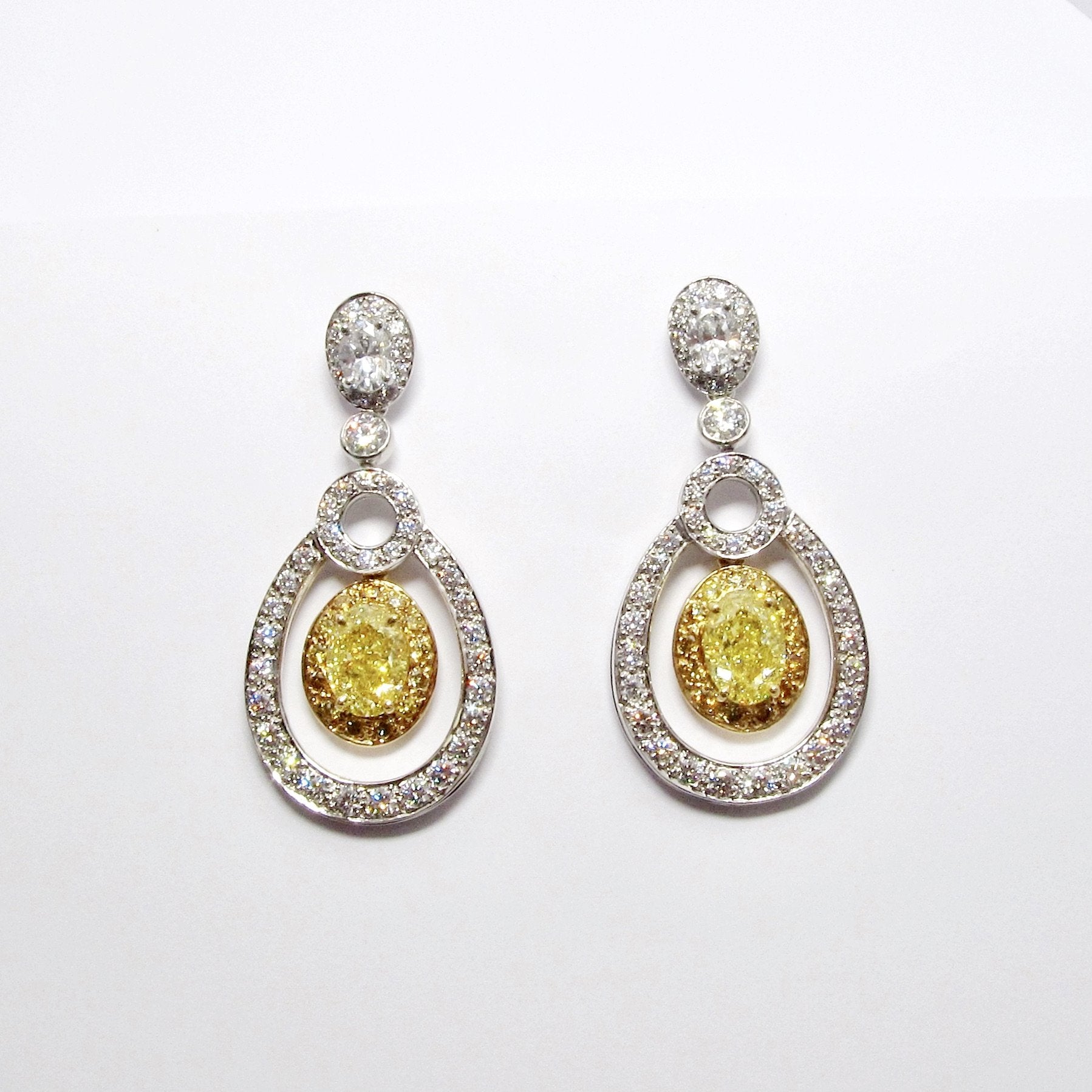 18k White & Yellow Gold Diamond Drop Earrings