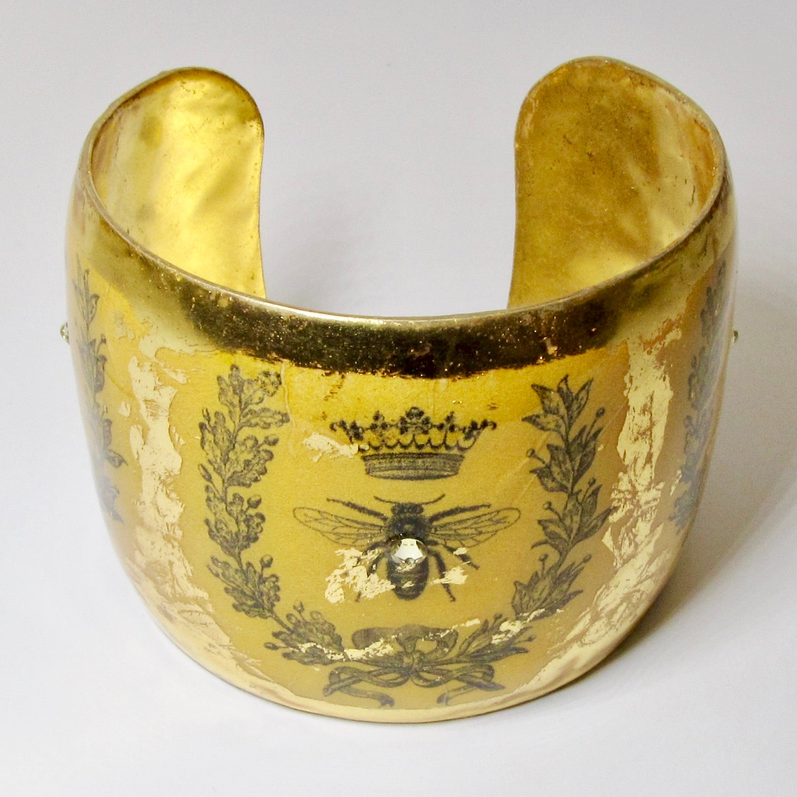 Queen Bee 2" Gold Leaf Cuff