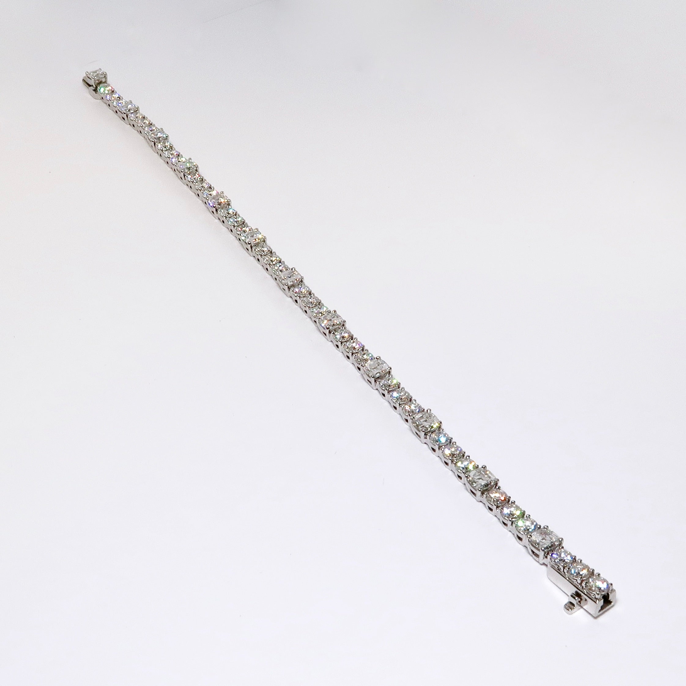 Cushion & Round Diamond Bracelet, 12 Cushion Diamonds = 3.80ctw, 36 Round Diamonds = 4.56ctw, Platinum
