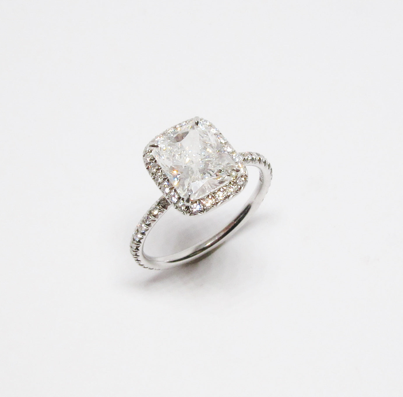Radiant Cut Diamond Ring