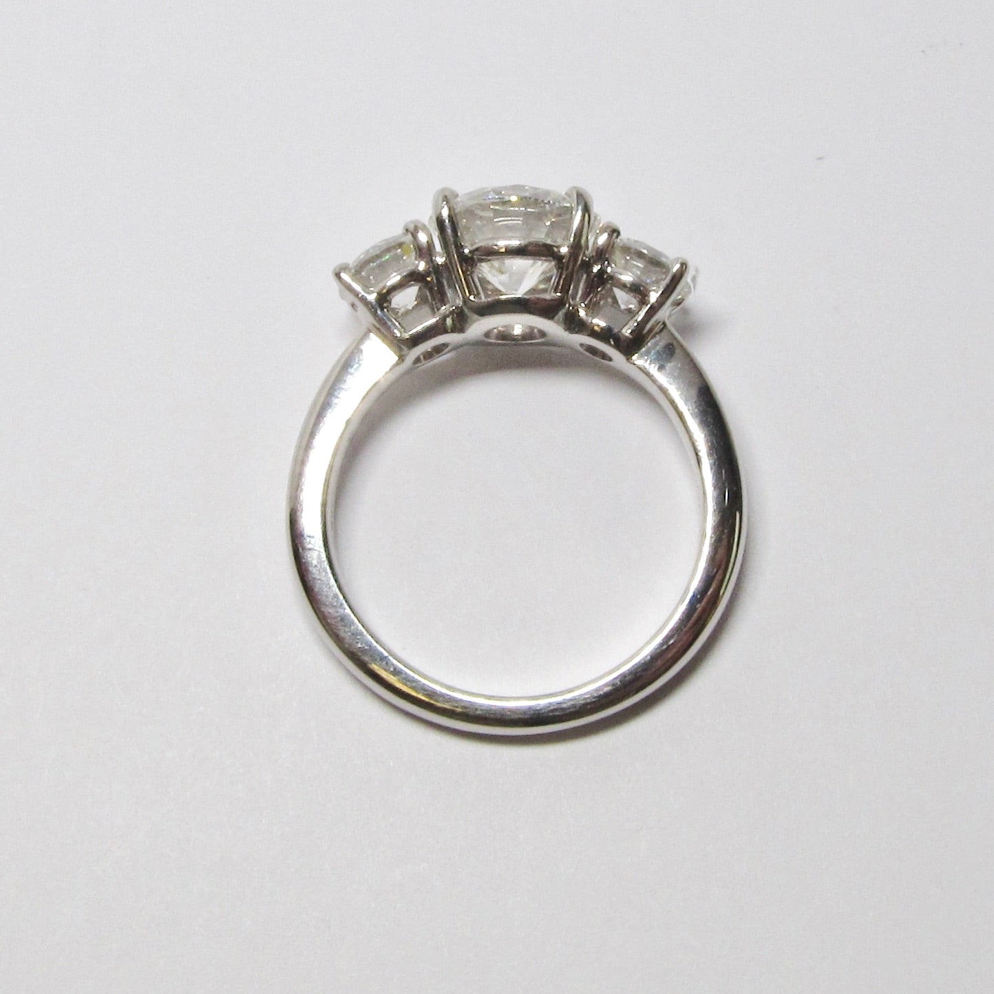 Round Diamond 3-Stone Ring