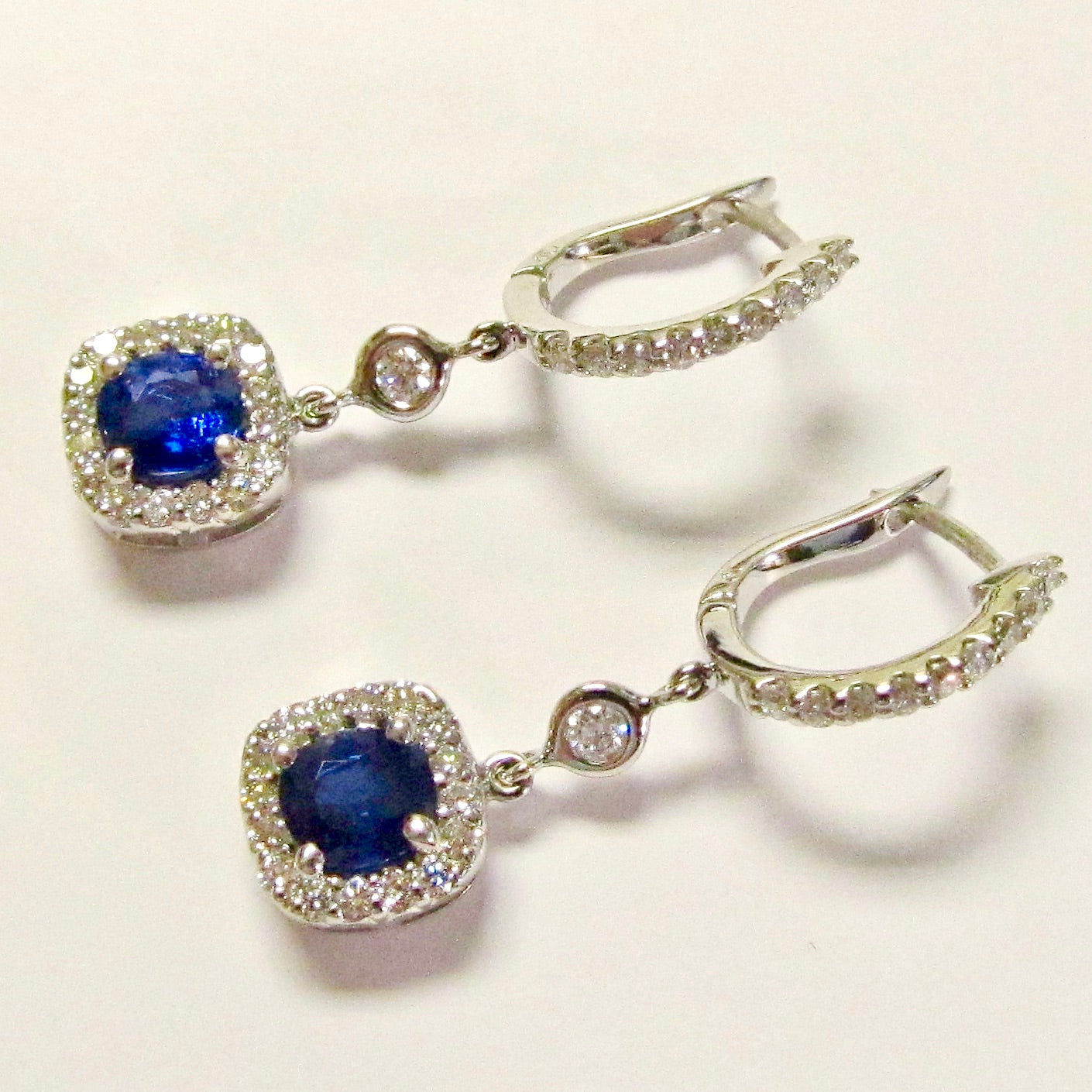 18k White Gold Diamond & Blue Sapphire Earrings