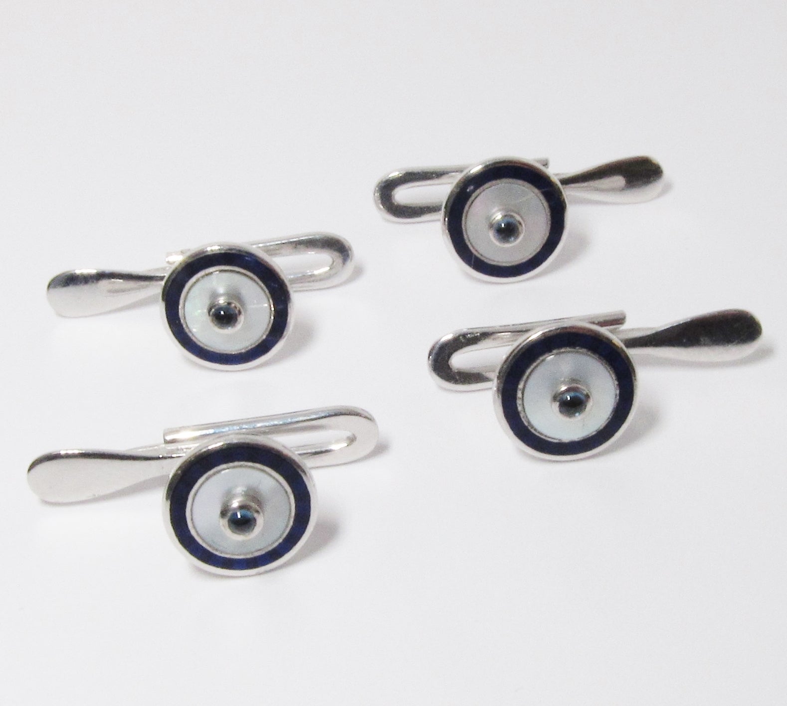 18k White Gold Shirt Studs