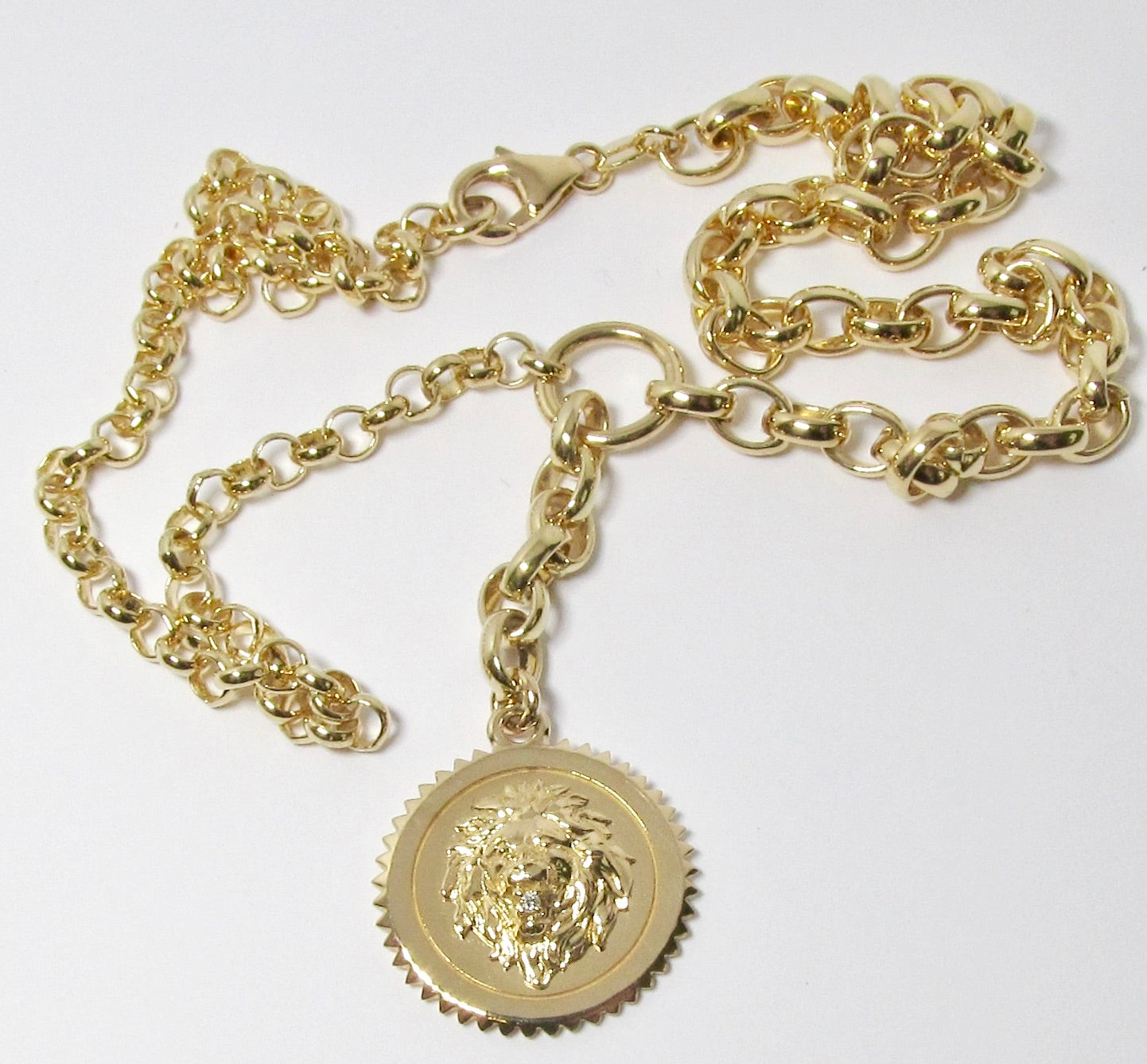 18k Yellow Gold Strength Medallion