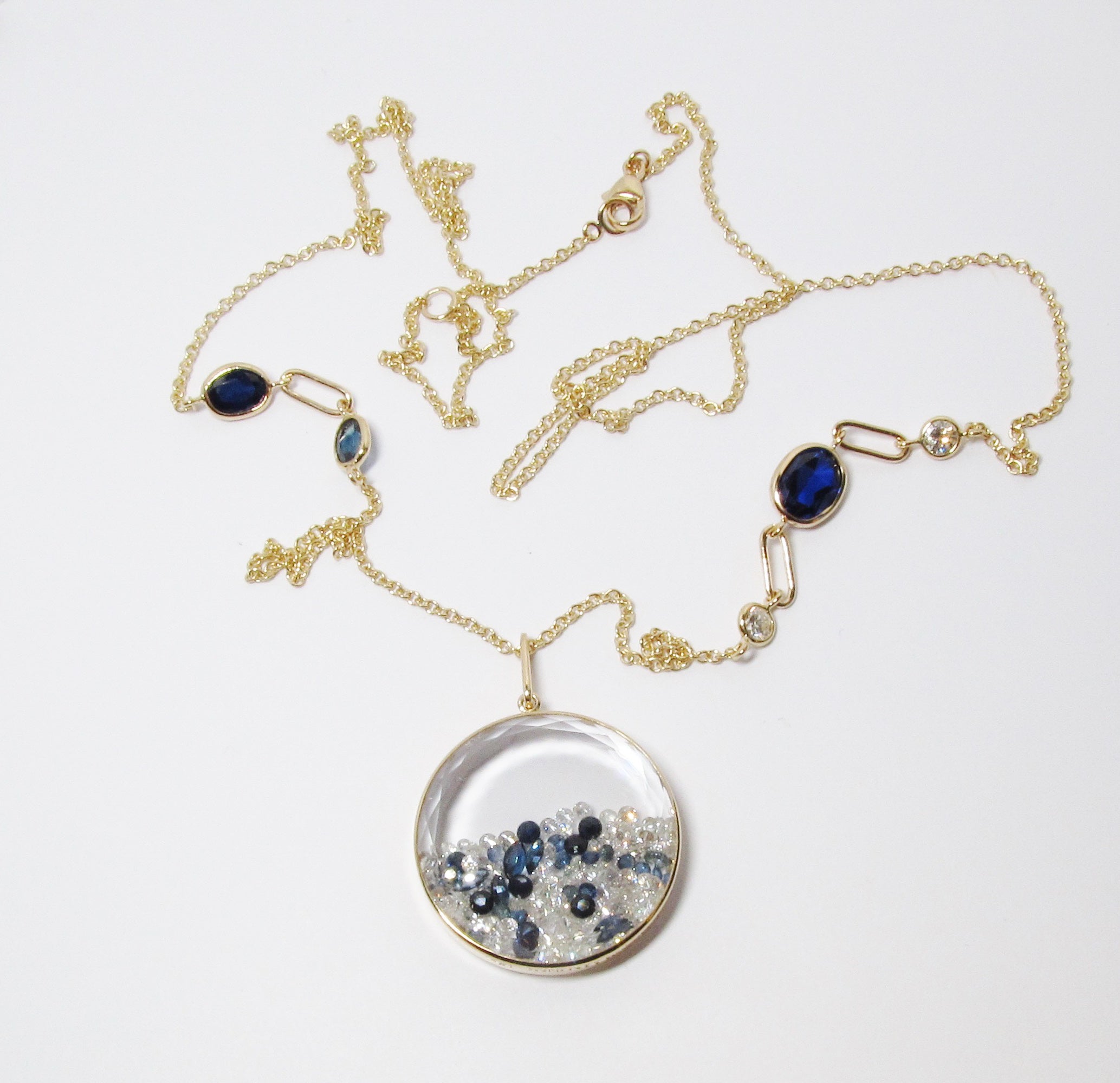 18k Yellow Gold, Sapphire, and Diamond Enclosed Pendant Shaker