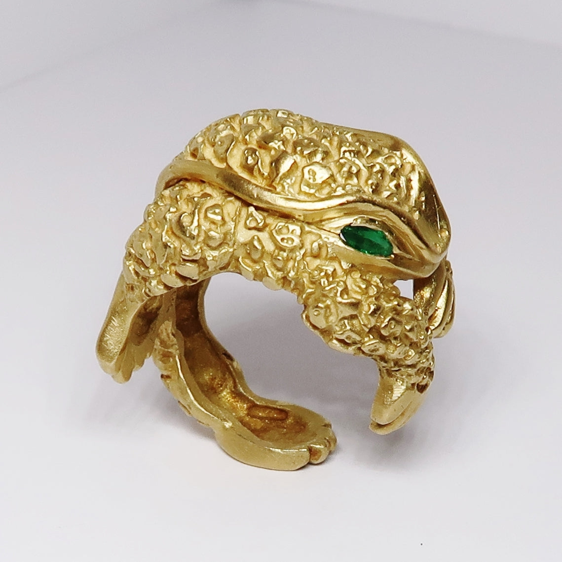 18k Yellow Gold Bullfrog Model Ring