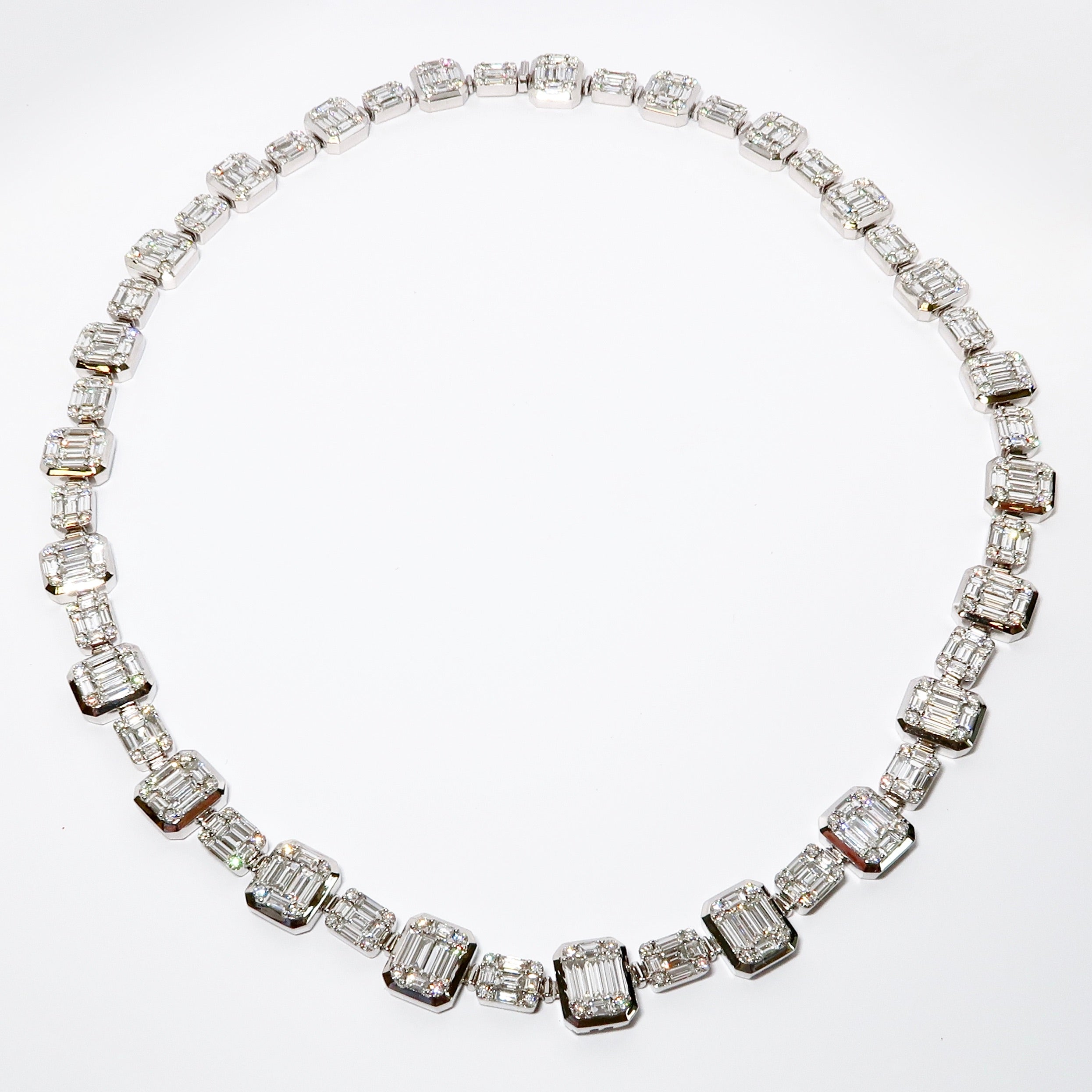 Necklace of White Diamonds, 184 Round White Diamonds