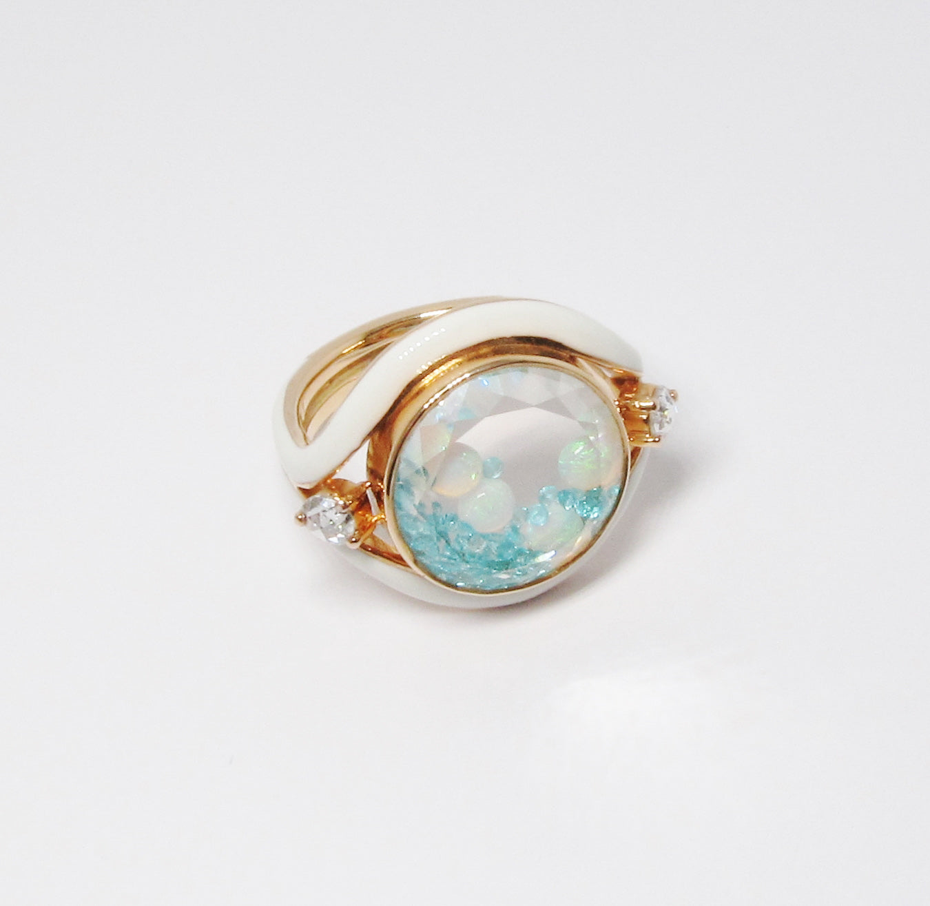 White Sapphire Kaleidoscope Shaker Ring