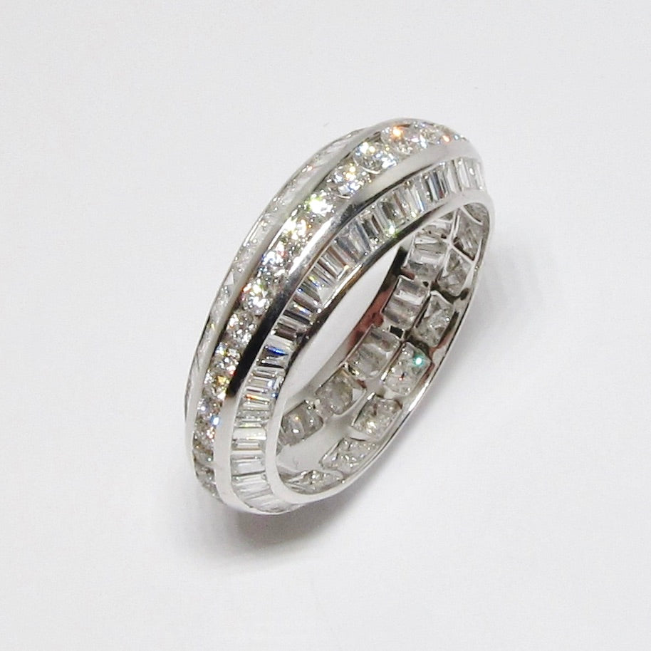 18k White Gold Diamond Band