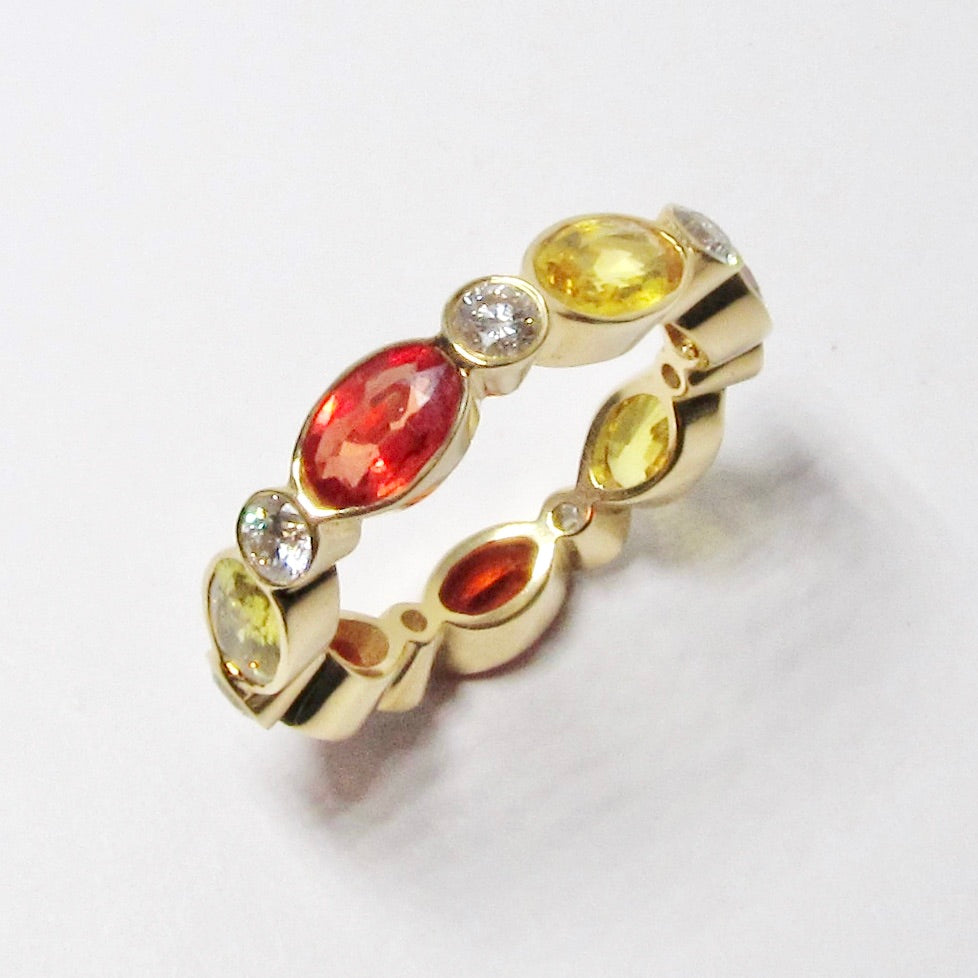 18k Yellow Gold Diamond & Sapphire Ring