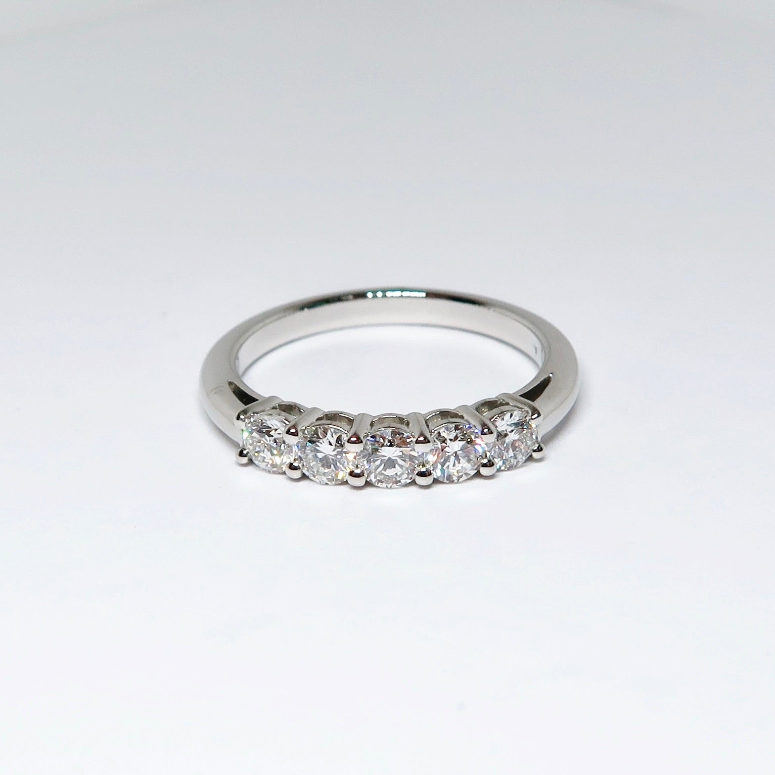 Diamond Wedding Band, Platinum, 5 Round Diamonds