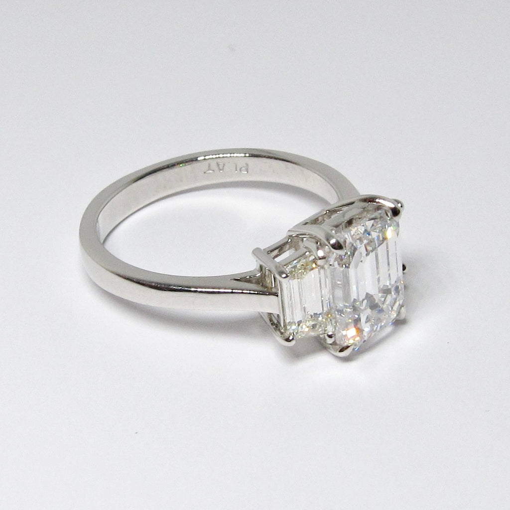 Emerald Cut Diamond 3-Stone Ring