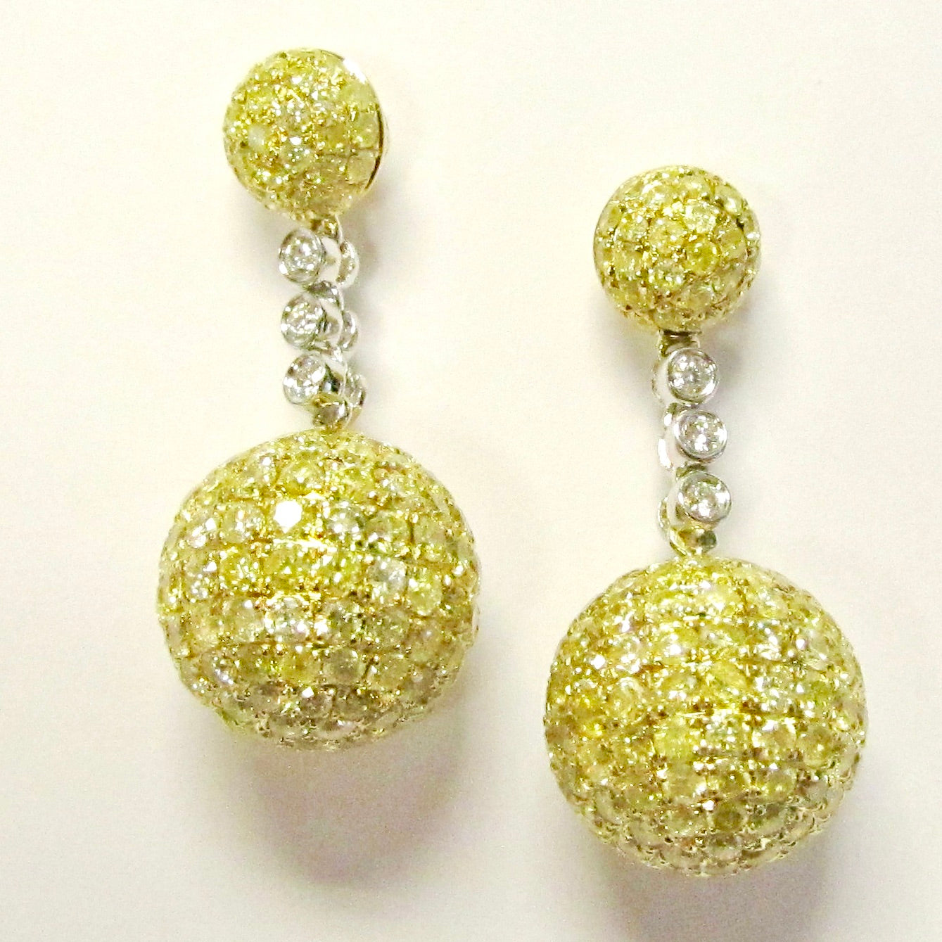 18k White & Yellow Gold Natural Color Earrings