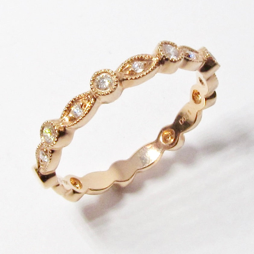 18k Rose Gold Band Ring w/ Diamonds