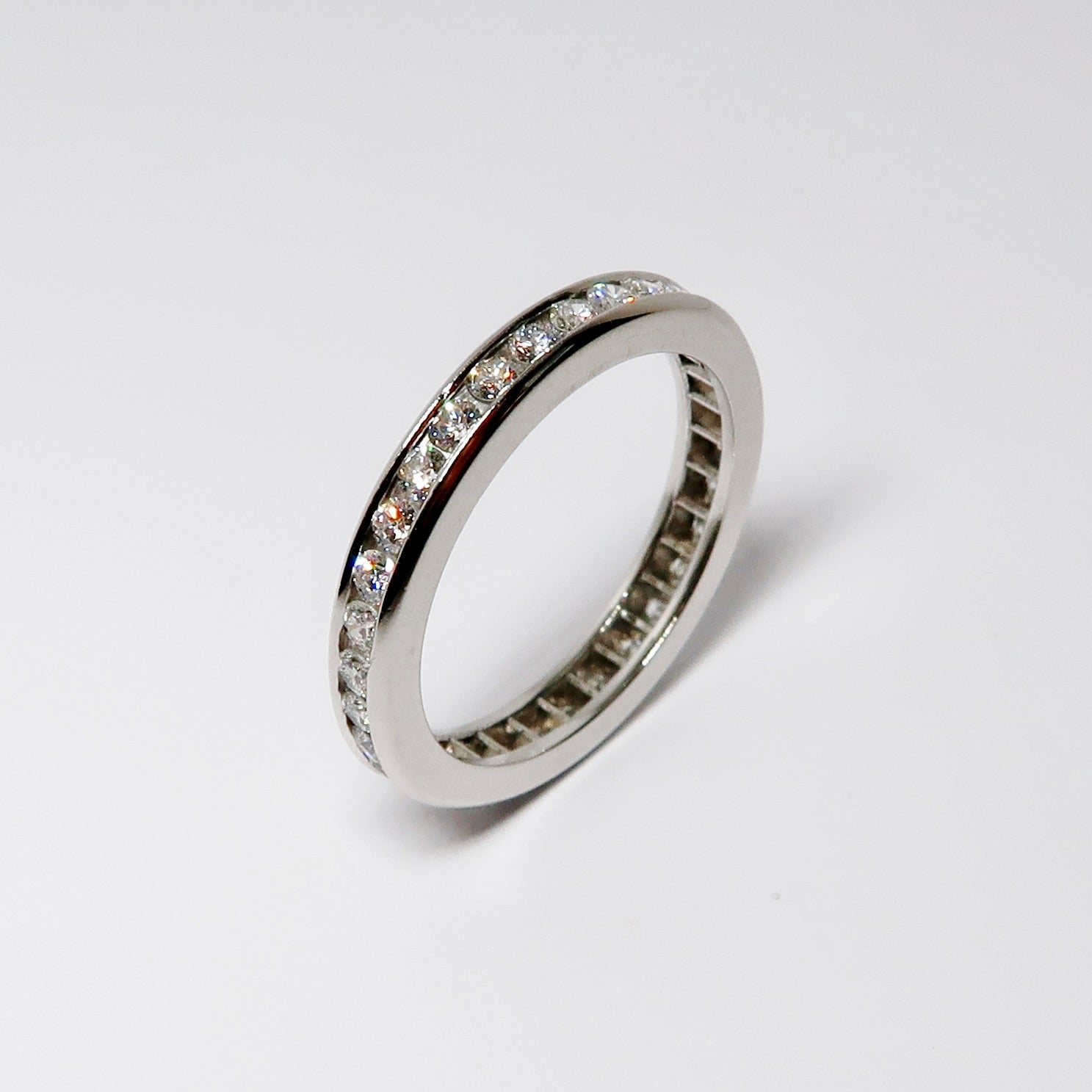 Diamond Channel Set Guard Ring