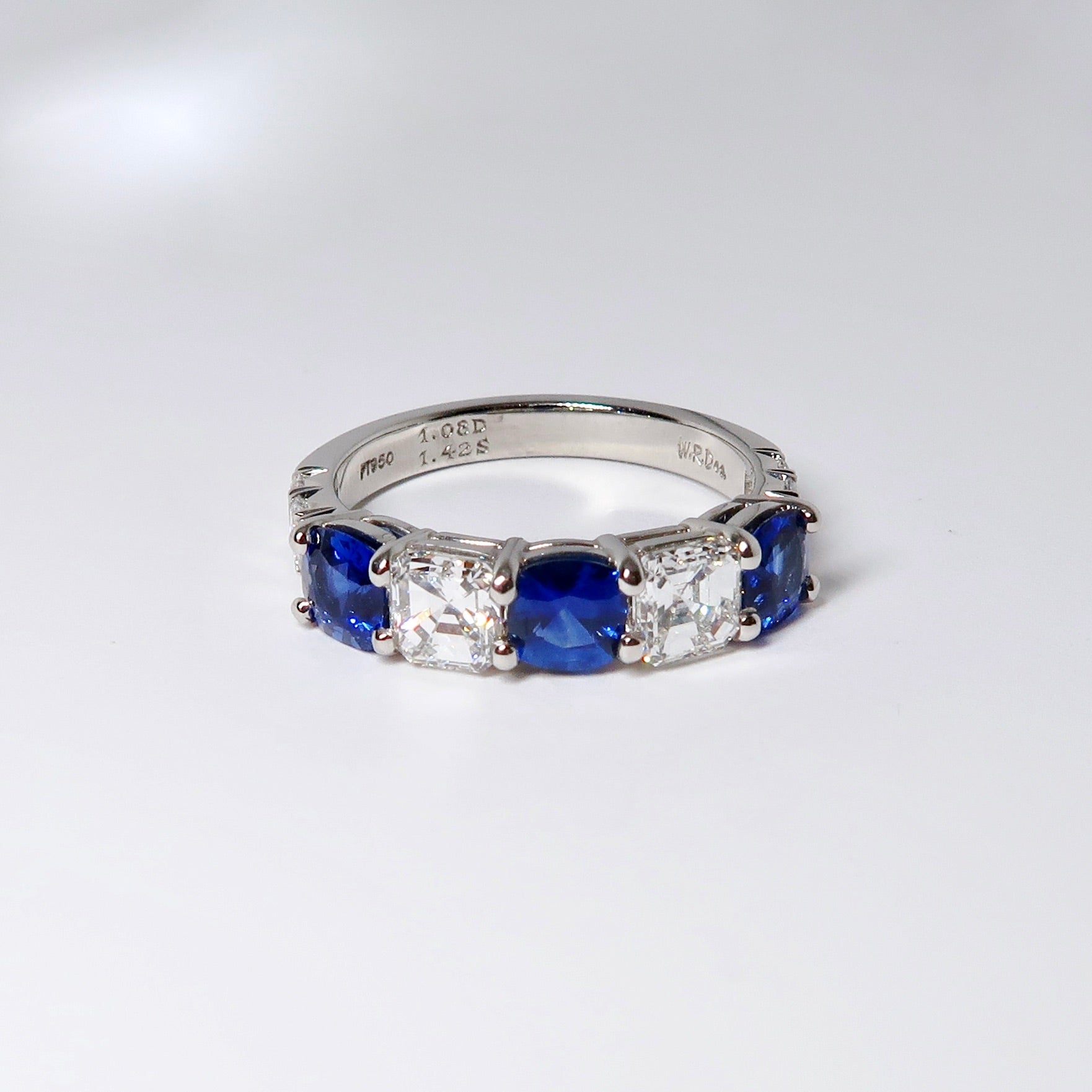 Diamond & Blue Sapphire 5 Stone Ring