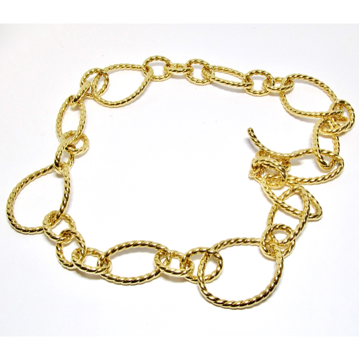 18k Yellow Gold Hollow Twisted Link 17" Necklace
